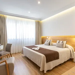Hotel Monte Carmelo, Siviglia